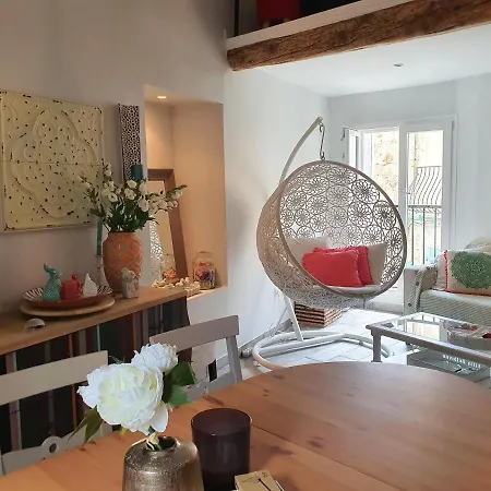 Traverse Du Vieux Chateau Apartamento *